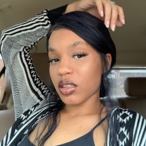 Meet your Posher, Margeux